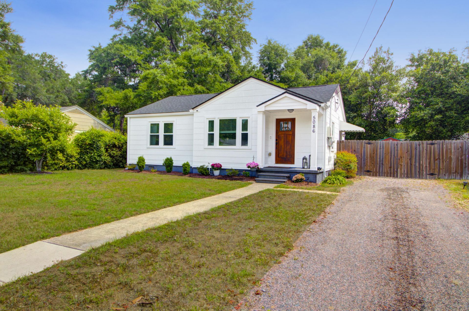 5086 Chateau Avenue Photo 44