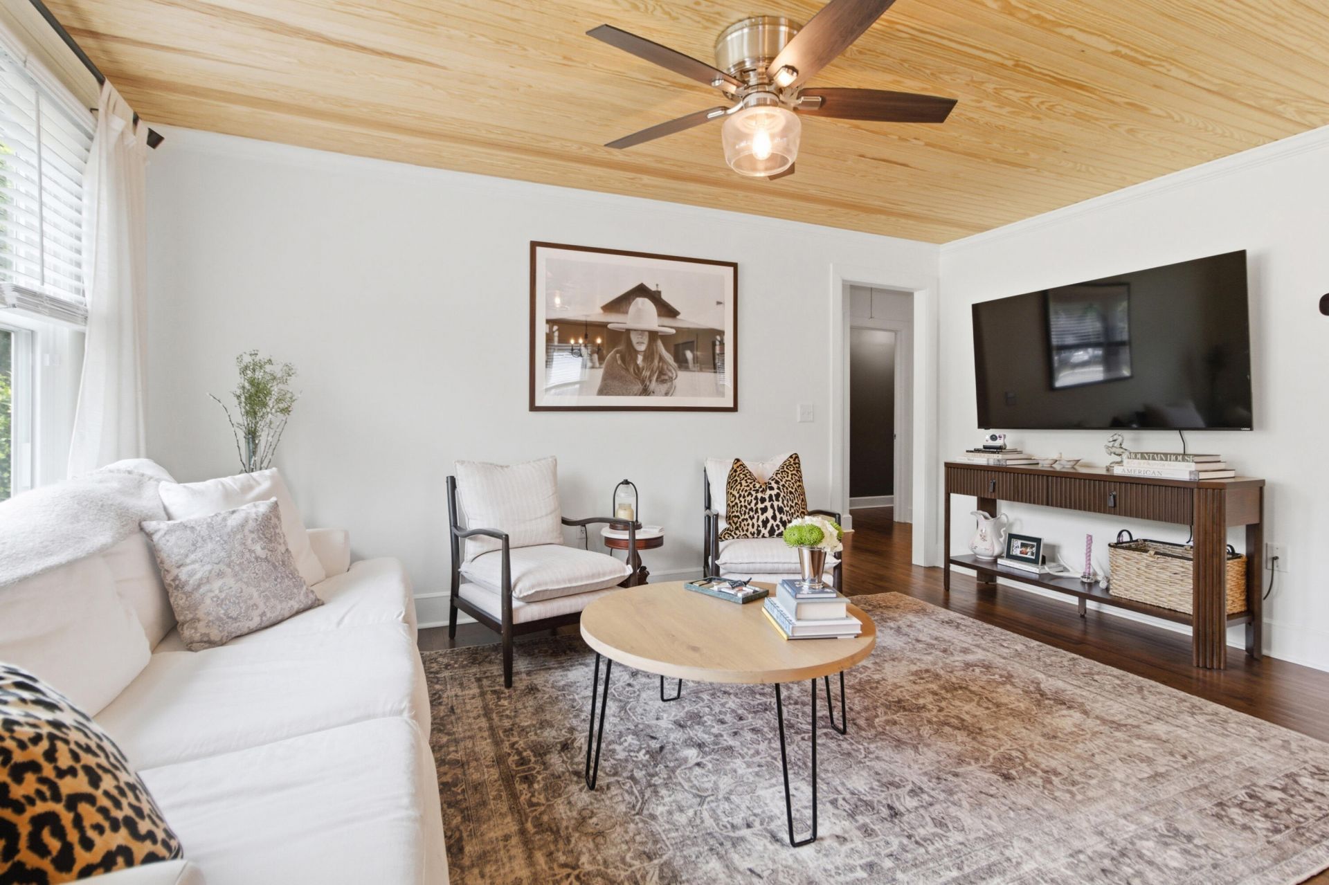 5086 Chateau Avenue Photo 8