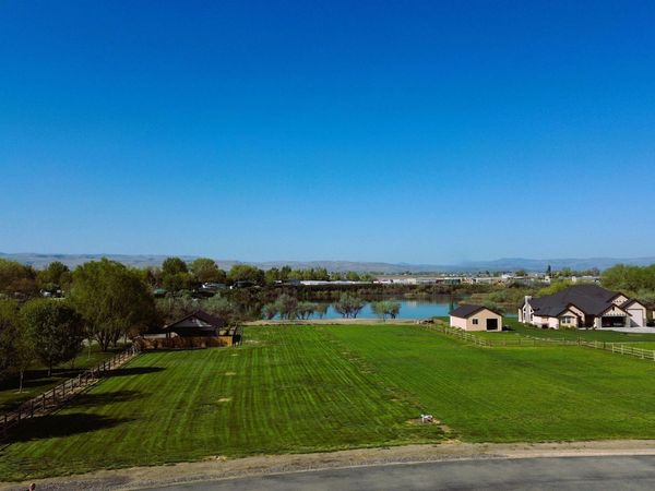 25555 Clubhouse Court, Wilder, ID 83676