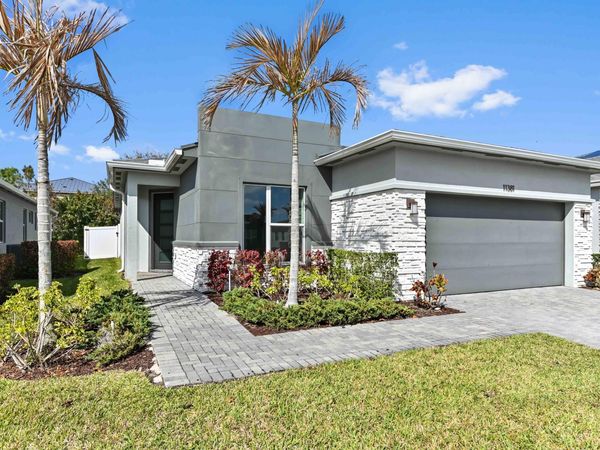 11381 SW Lyra Drive, Port St. Lucie, FL 34987