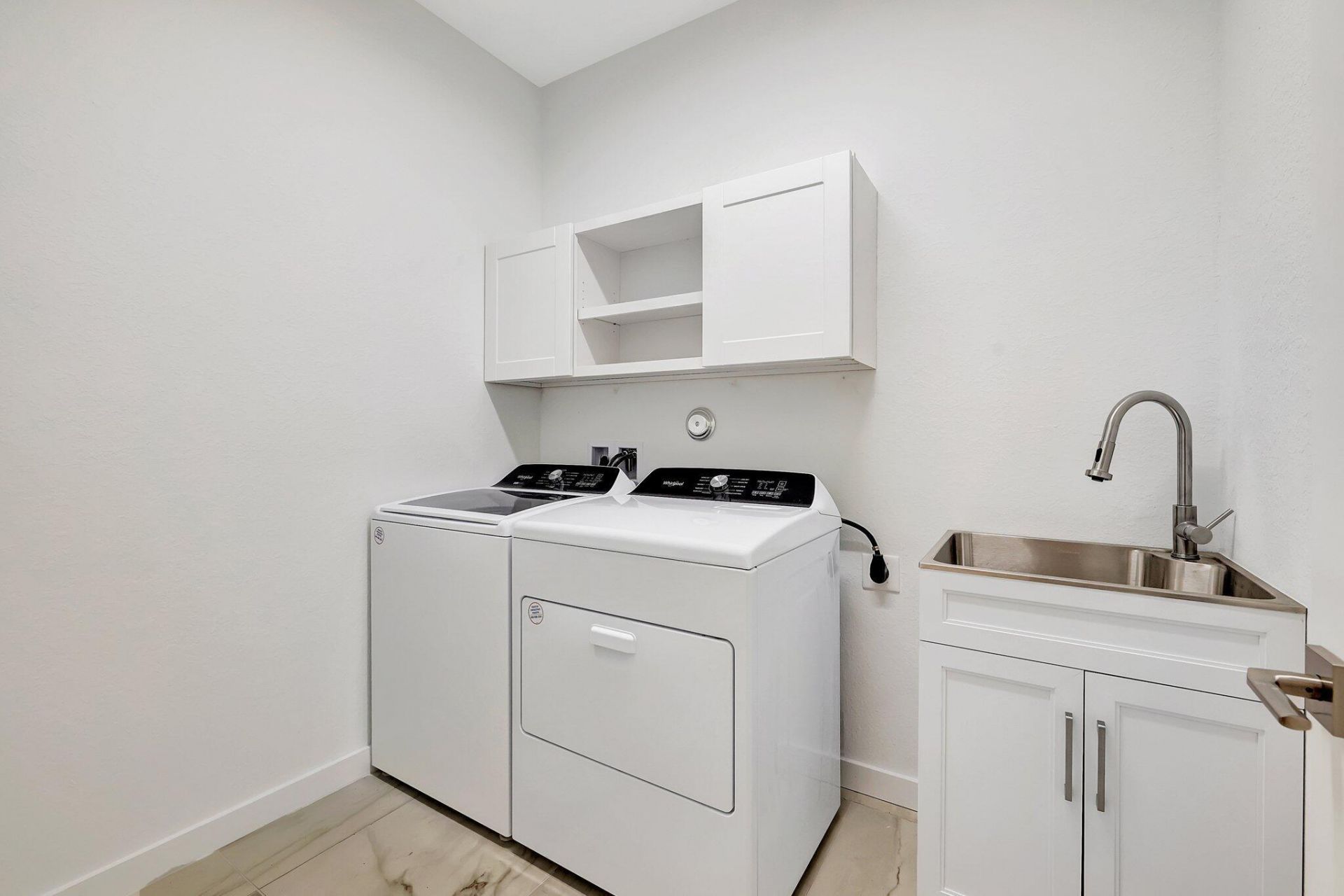 5795 SE Sky Blue Circle, Stuart, FL 34997 Photo