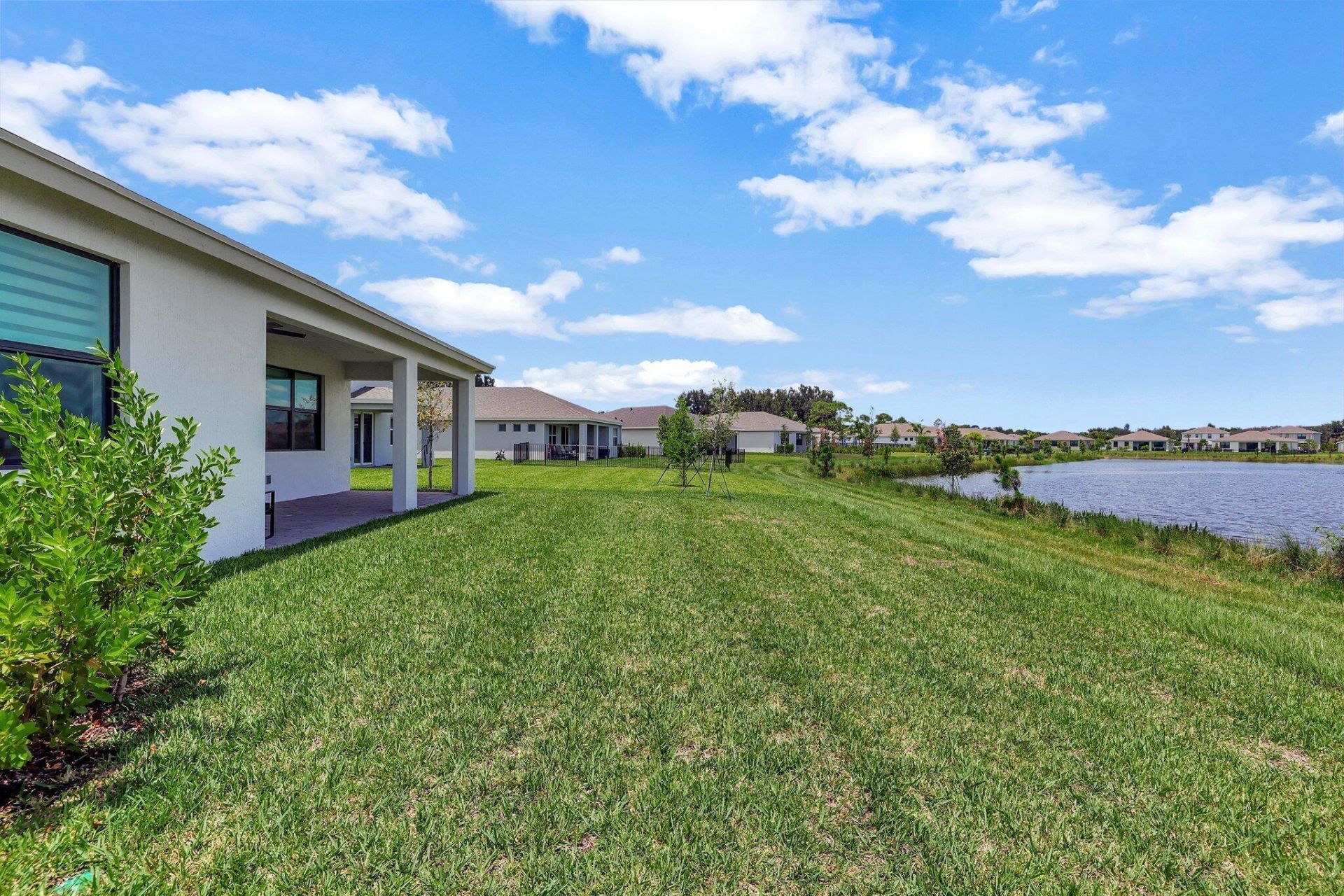 5795 SE Sky Blue Circle, Stuart, FL 34997 Photo