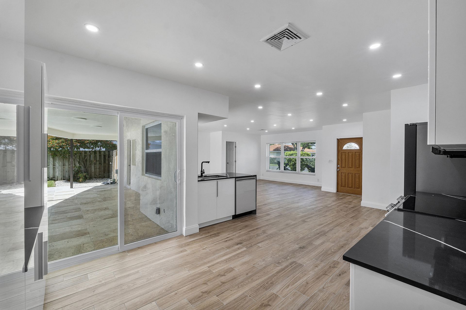 400 SW 9th Avenue, Boca Raton, FL 33486 Photo