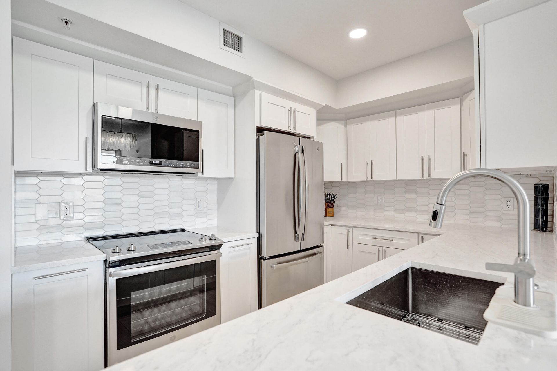 700 E Boynton Beach Boulevard, Unit 406, Boynton Beach, FL 33435 Photo