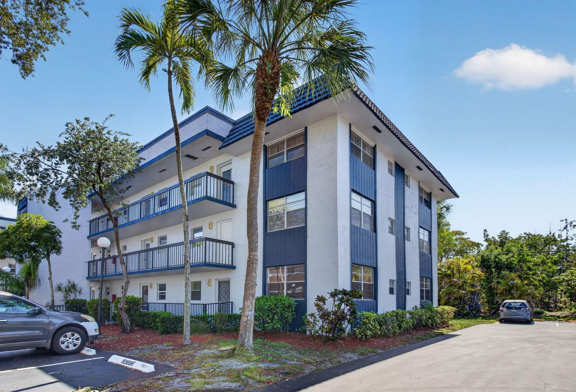 3060 Holiday Springs Boulevard, Unit 201, Margate, FL 33063 Photo