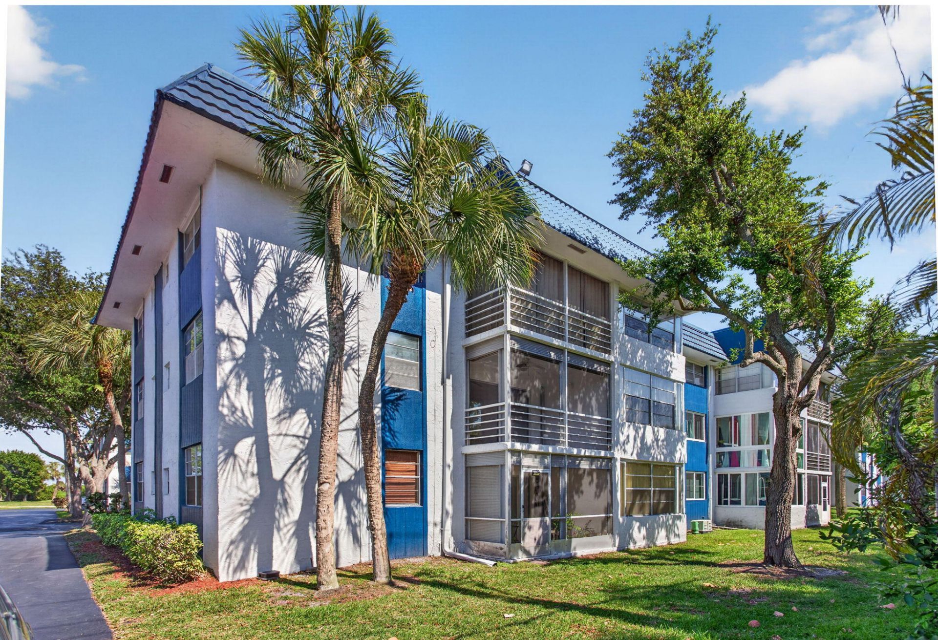 3060 Holiday Springs Boulevard, Unit 201, Margate, FL 33063 Photo