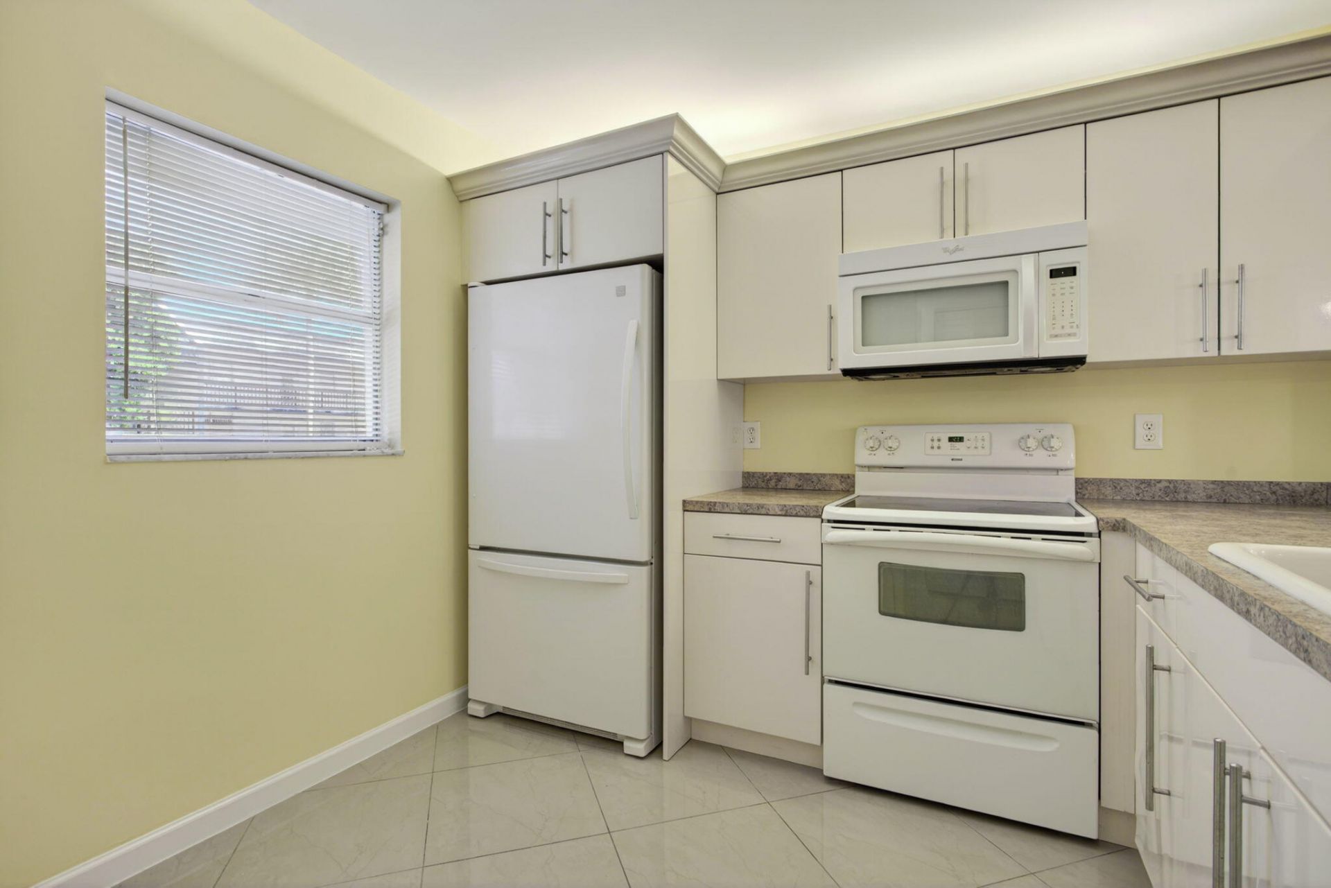 3060 Holiday Springs Boulevard, Unit 201, Margate, FL 33063 Photo