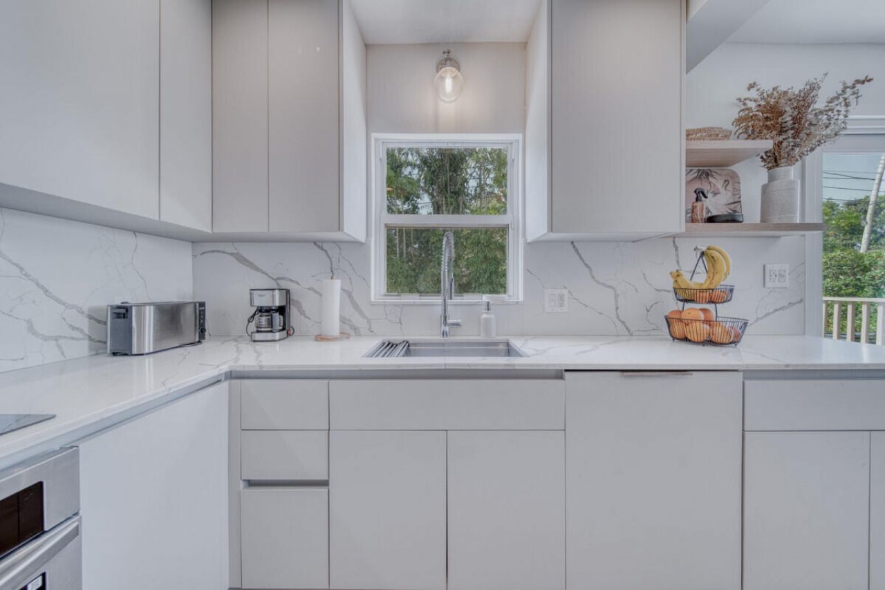 5870 SW 46th Terrace, Miami, FL 33155 Photo