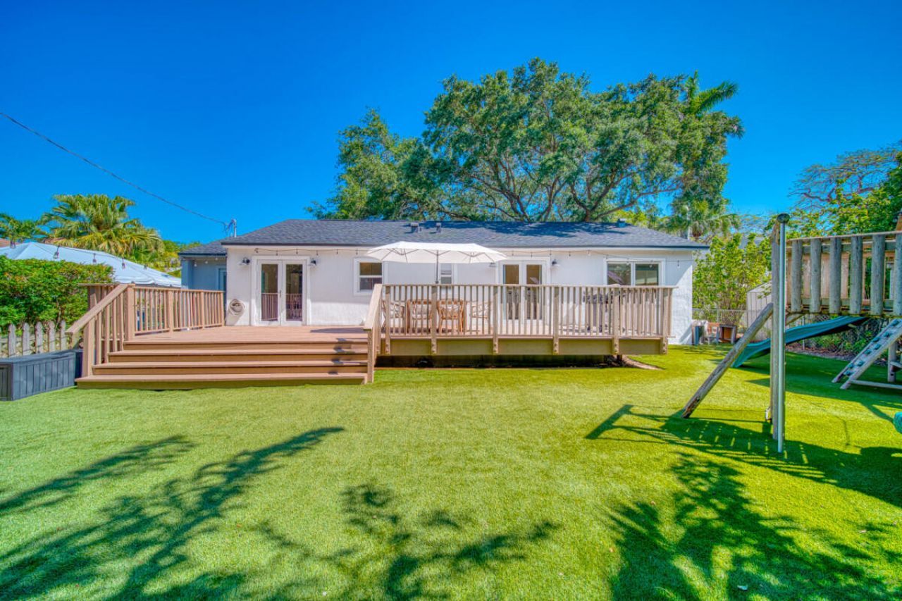 5870 SW 46th Terrace, Miami, FL 33155 Photo