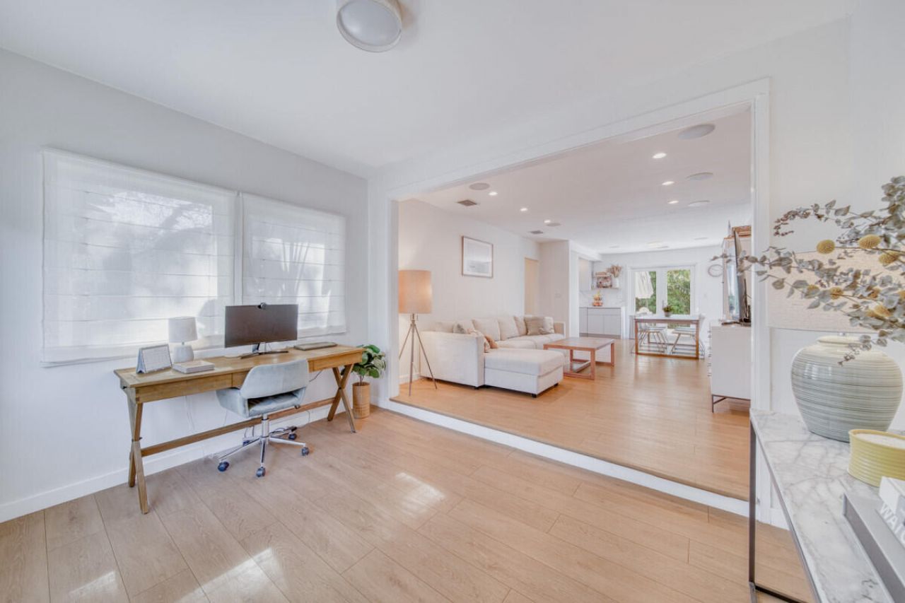 5870 SW 46th Terrace, Miami, FL 33155 Photo