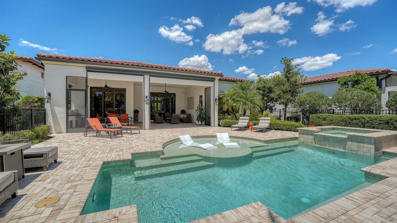 7975 Matera Court, Lakewood Ranch, FL 34202 Photo
