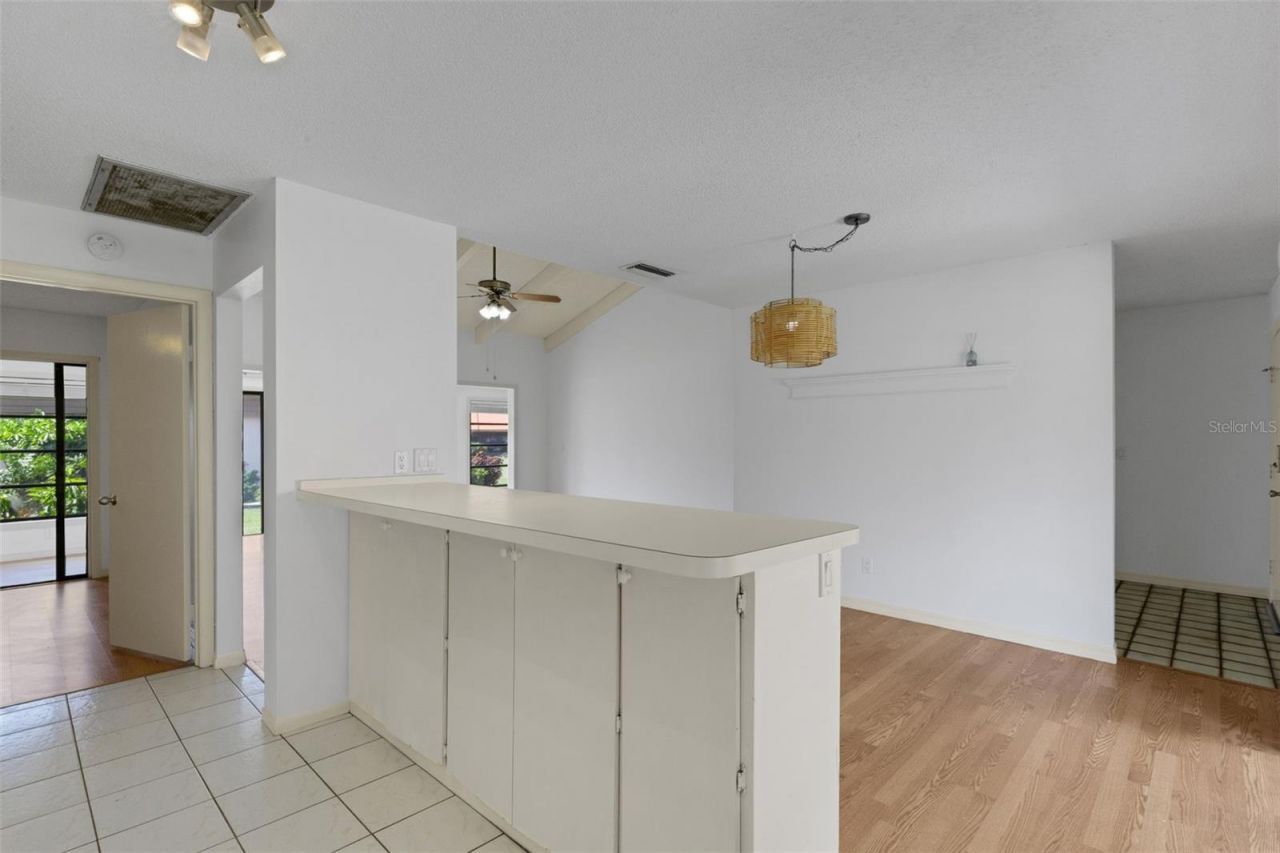 6392 Draw Lane, Unit 40, Sarasota, FL 34238 Photo