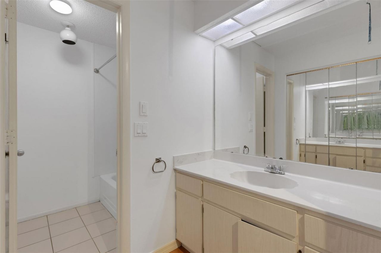 6392 Draw Lane, Unit 40, Sarasota, FL 34238 Photo