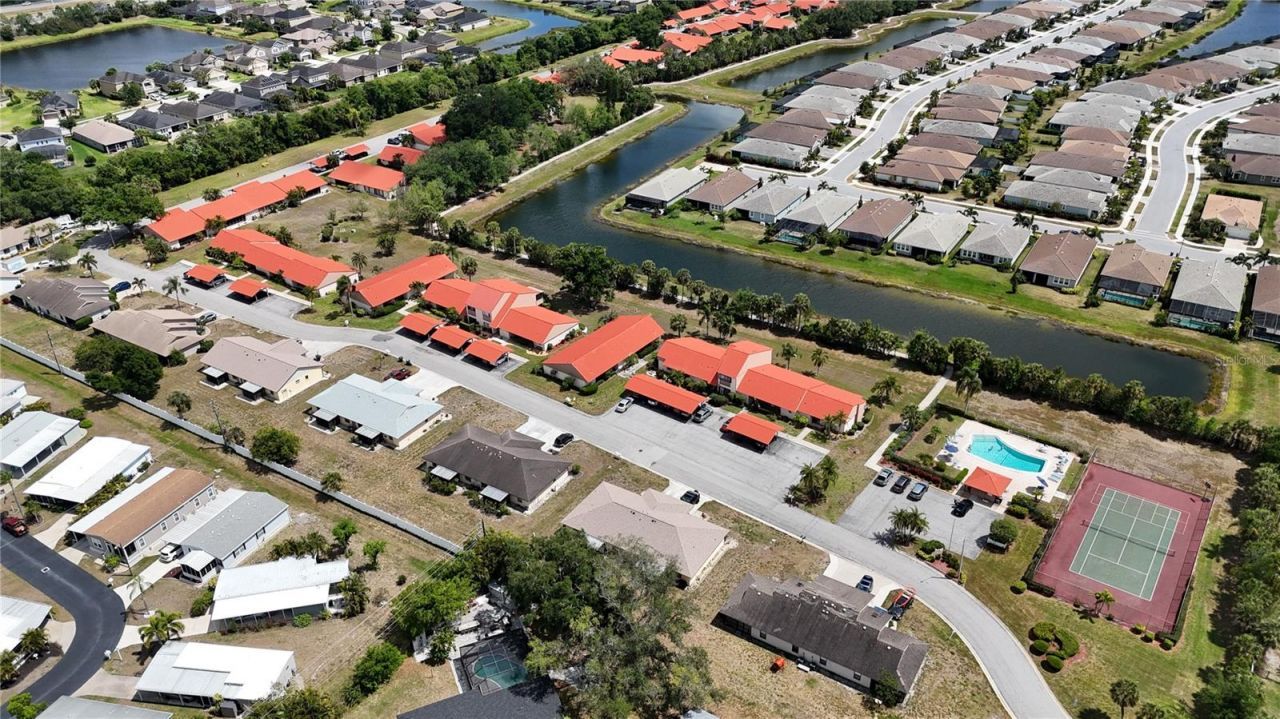 6392 Draw Lane, Unit 40, Sarasota, FL 34238 Photo
