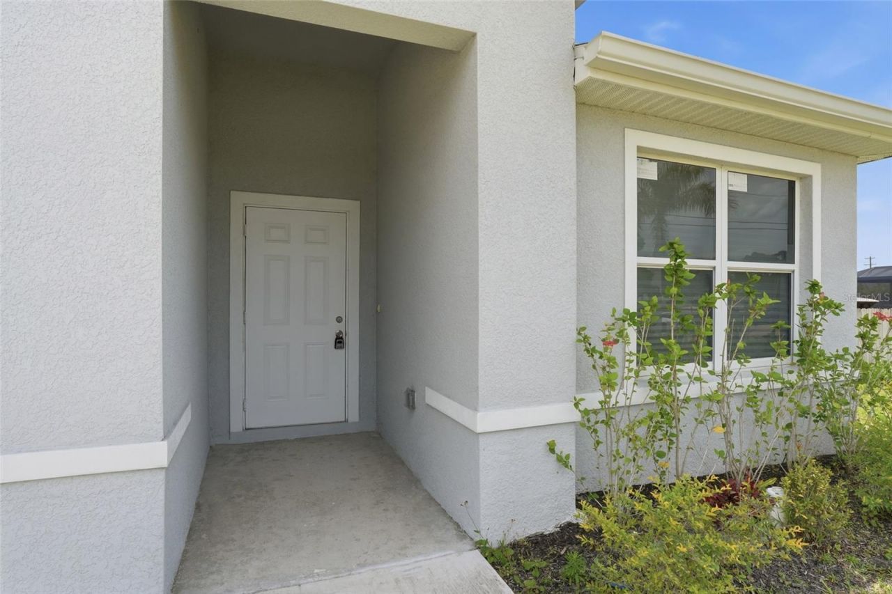 2720 NW 20th Terrace, Cape Coral, FL 33993 Photo