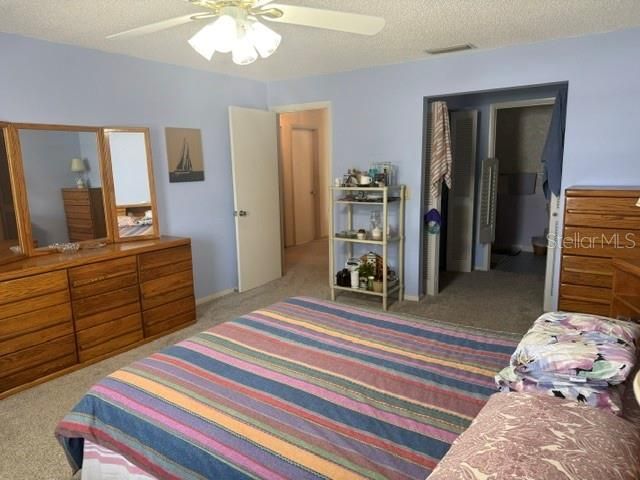 3223 38th Way S, Unit F, Saint Petersburg, FL 33711 Photo