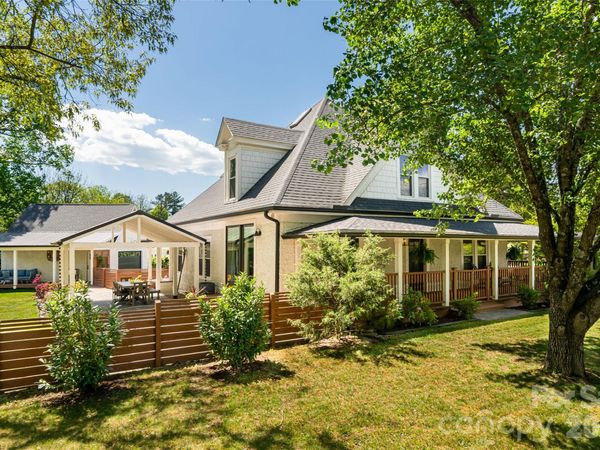 19 Neely Road, Brevard, NC 28712