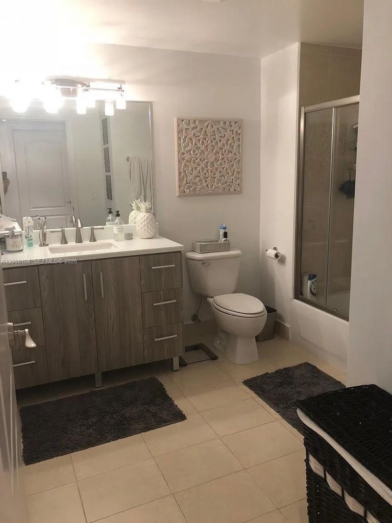 2400 SW 27th Ave, Unit 304, Miami, FL 33145 Photo