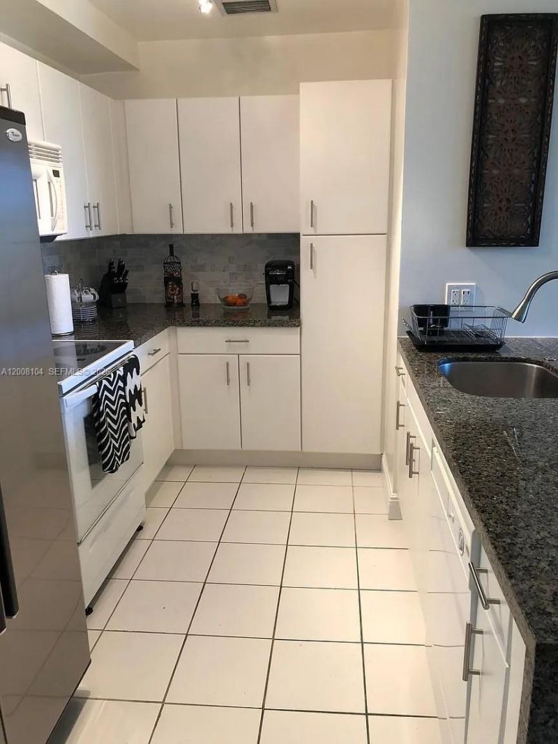 2400 SW 27th Ave, Unit 304, Miami, FL 33145 Photo