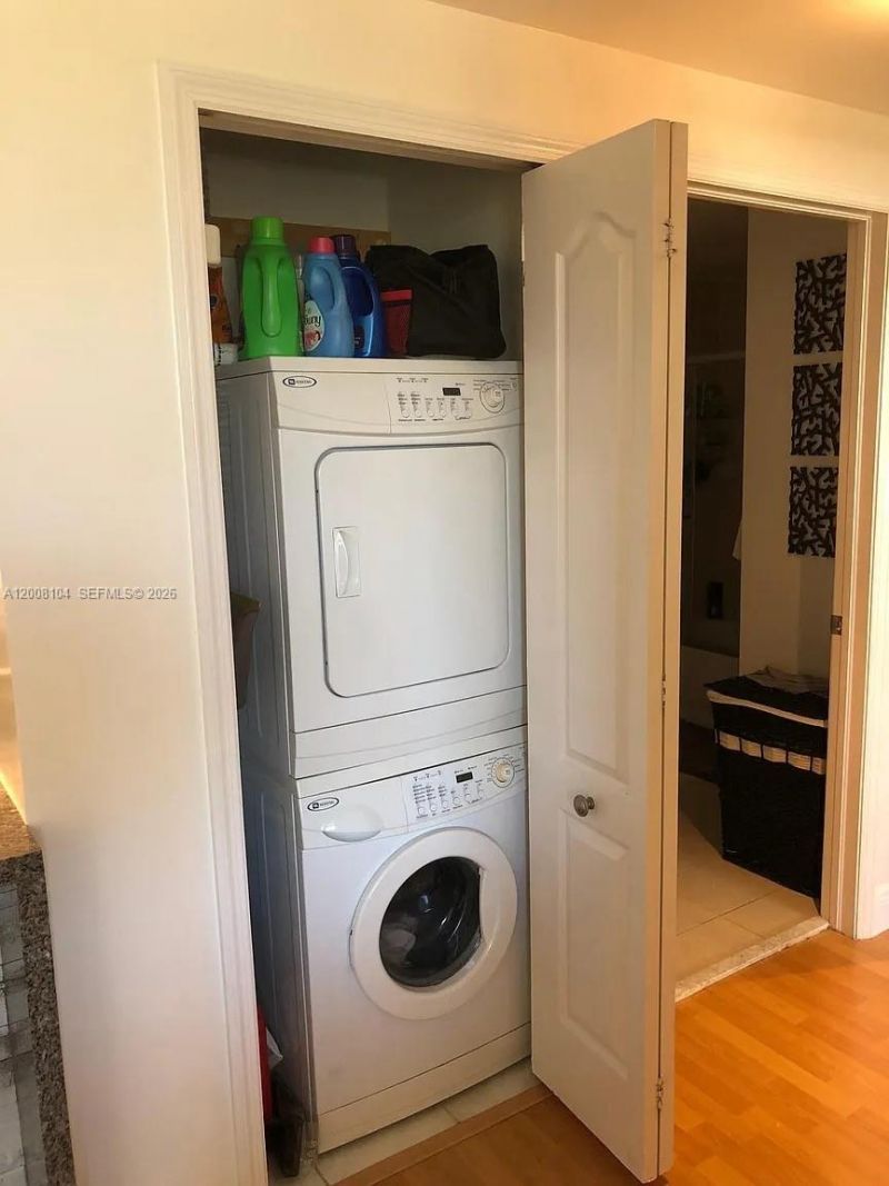 2400 SW 27th Ave, Unit 304, Miami, FL 33145 Photo
