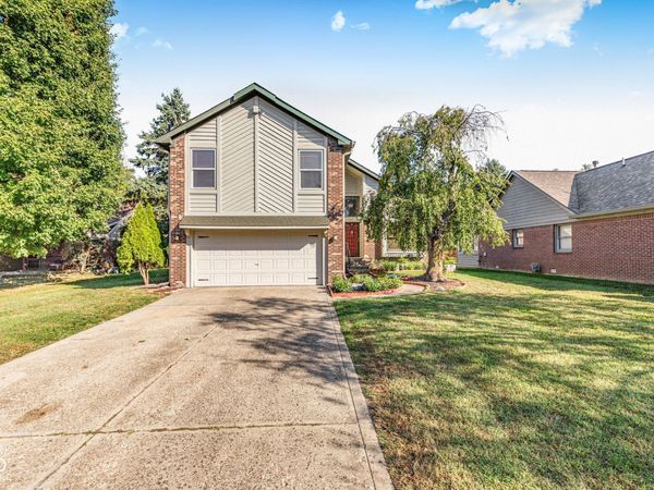 1142 Alydar Circle , Indianapolis, IN 46217