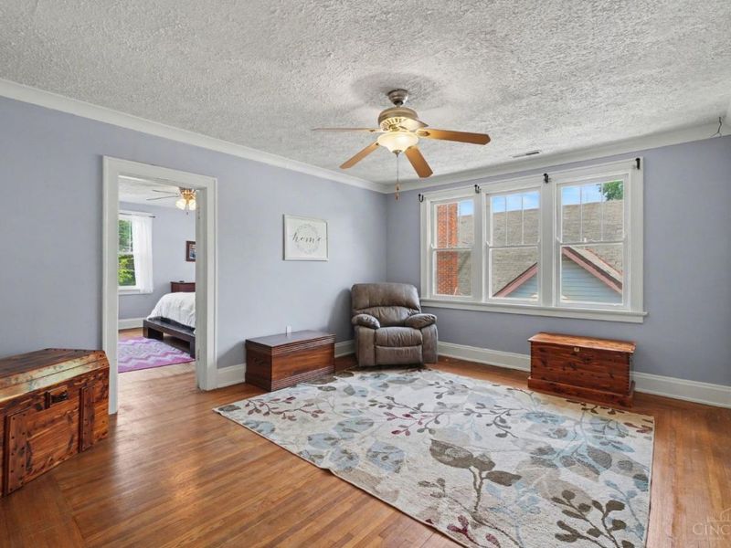 3231 E Darwin Avenue, Cincinnati, OH 45211 Photo 14