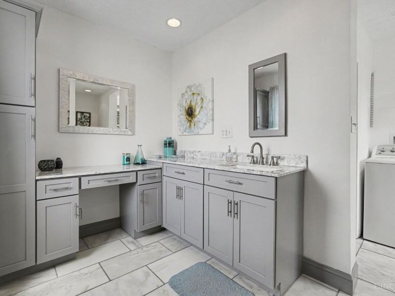 3231 E Darwin Avenue, Cincinnati, OH 45211 Photo 17