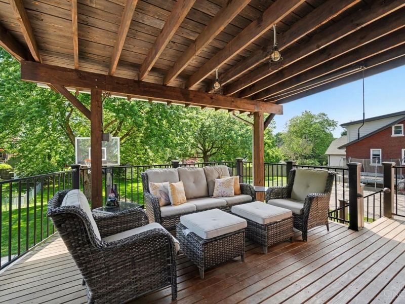 3231 E Darwin Avenue, Cincinnati, OH 45211 Photo 21