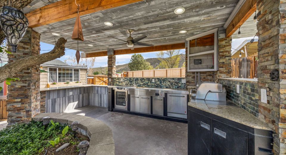 180 E Surge Street, Reno, NV 89506 Photo