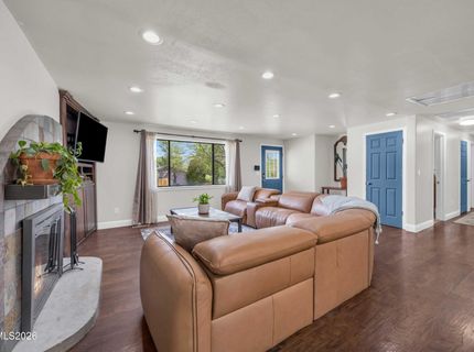 180 E Surge Street, Reno, NV 89506 Photo