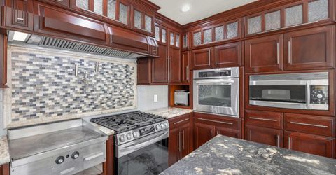 180 E Surge Street, Reno, NV 89506 Photo