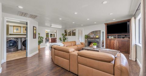 180 E Surge Street, Reno, NV 89506 Photo