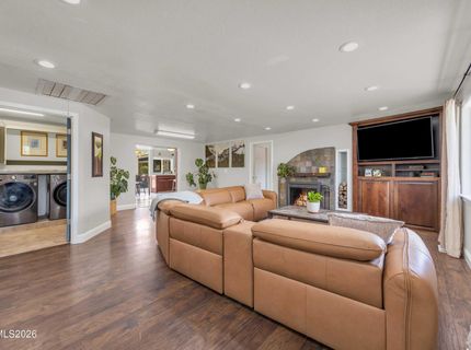 180 E Surge Street, Reno, NV 89506 Photo