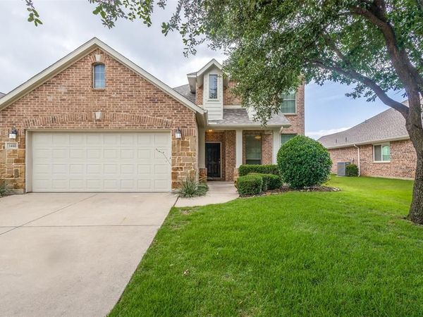 1441 Meadows Avenue, Lantana, TX 76226