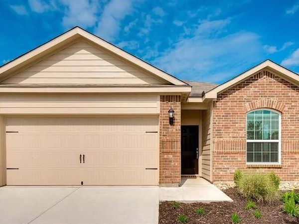 1438 Park Trails Boulevard, Princeton, TX 75407