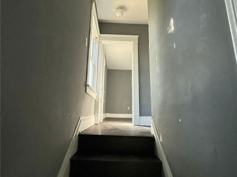 841 E 130 Street , Cleveland, OH 44108 Photo 11