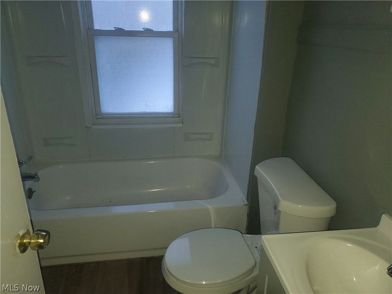 841 E 130 Street , Cleveland, OH 44108 Photo 15