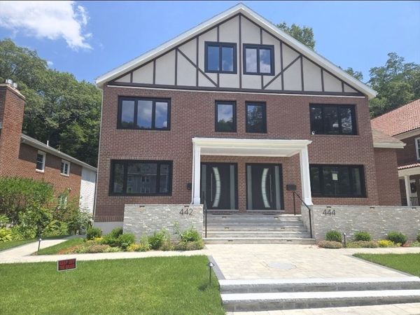 442 Lowell Ave, Newton, MA 02460