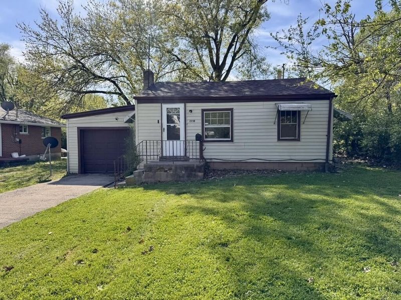 2239 Esmeralda Avenue, Dayton, OH 45406 Photo 1
