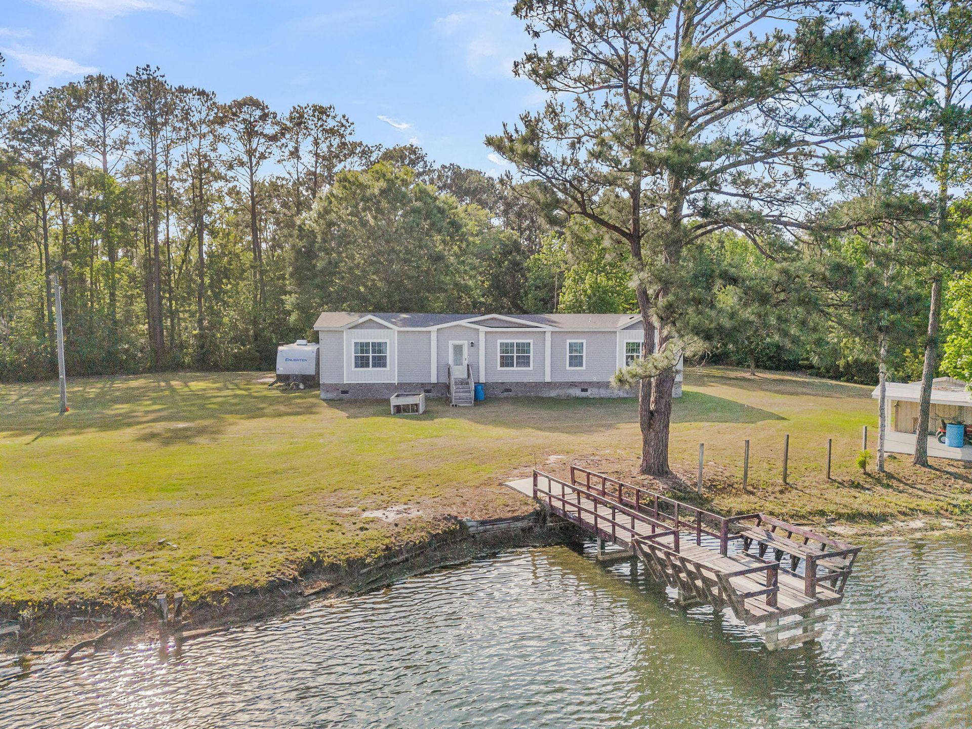 1387 Honor Lane Photo 1