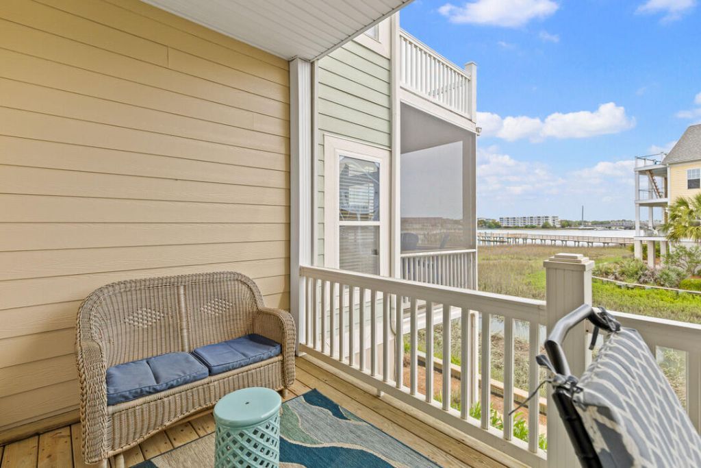 81 Sandbar Lane Photo 10