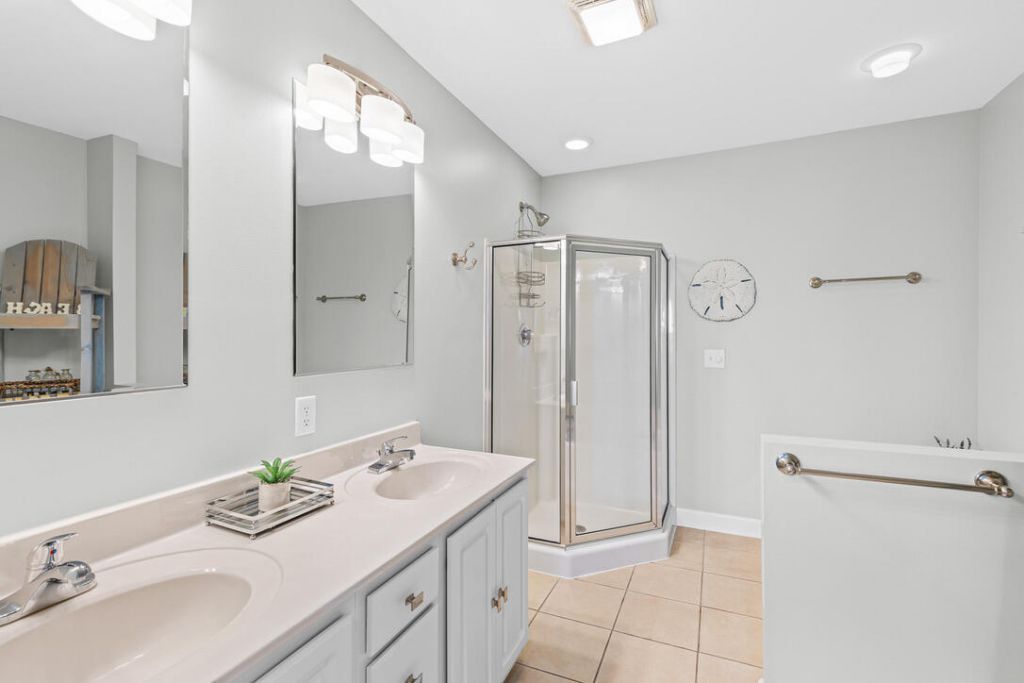 81 Sandbar Lane Photo 18