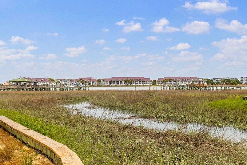 81 Sandbar Lane Photo 27