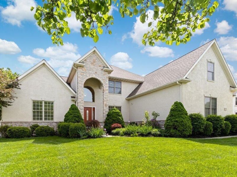 13882 Fantasy Way, Pickerington, OH 43147 Photo 2