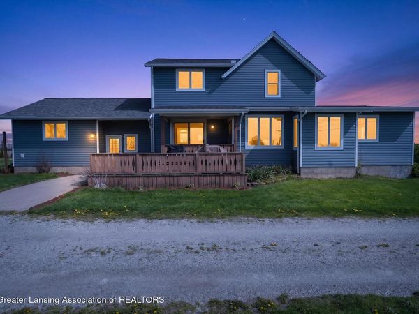 7613 Benton Road, Charlotte, MI 48813