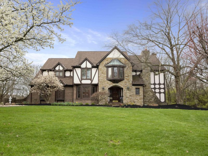 2041 Edenderry Drive, Fort Mitchell, KY 41017 Photo 2