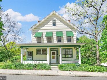 147 WALNUT STREET, MOHNTON, PA 19540