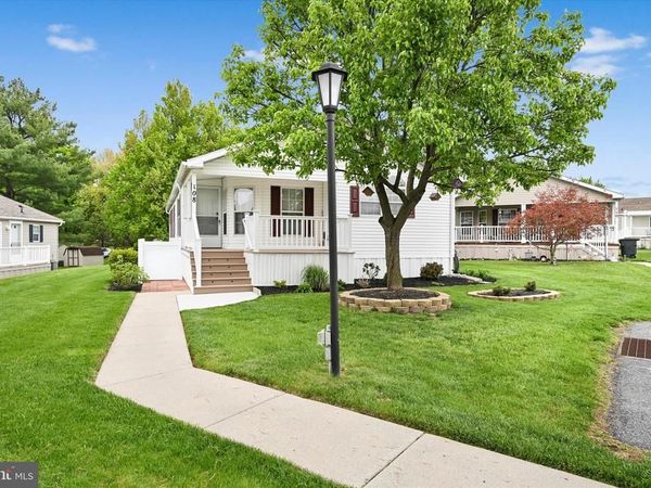 108 SUMMERS DRIVE , LANCASTER, PA 17601