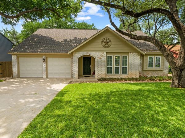 4107 Columbine DR, Austin, TX 78727