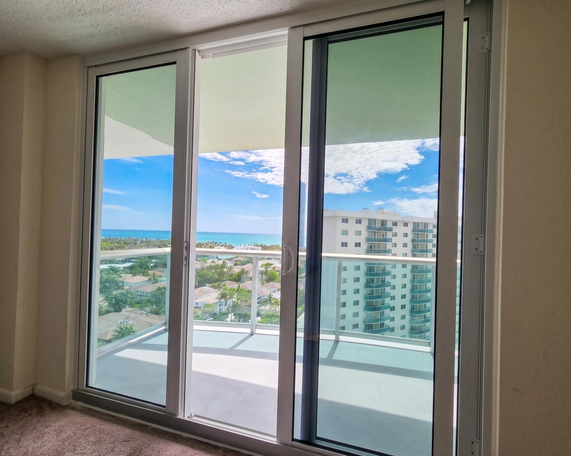 19390 Collins Avenue, Unit 1622, Sunny Isles Beach, FL 33160 Photo